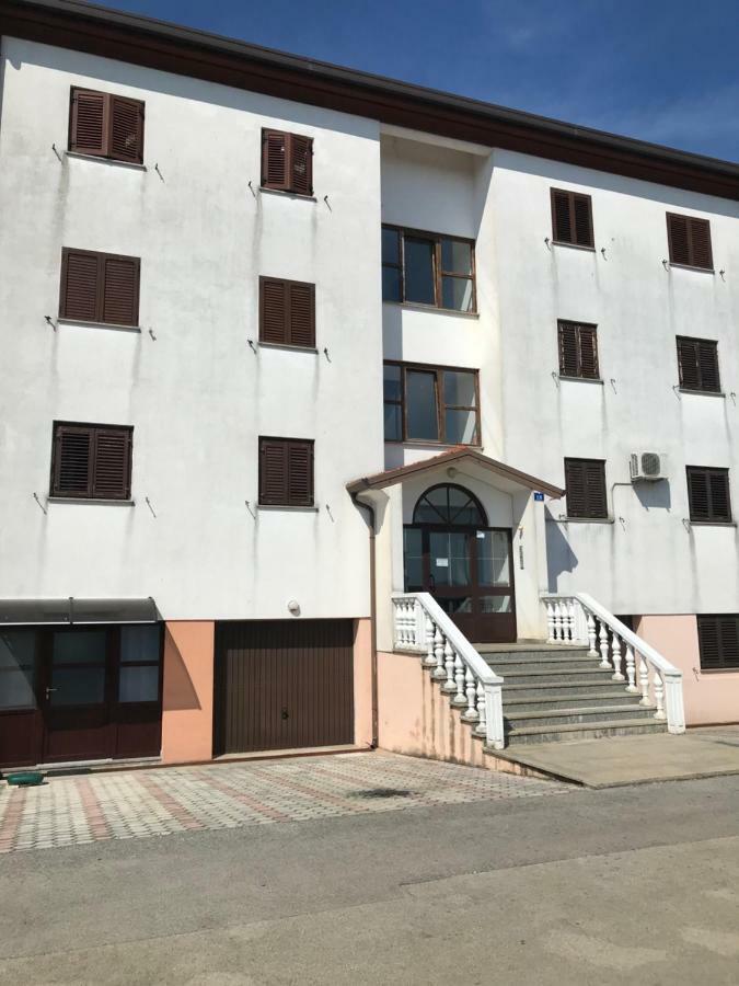 Studio Apartman Lorenzo Умаг Экстерьер фото